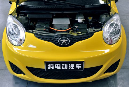江淮纯电动轿车首次曝光近日,江淮汽车与仰融旗下正道汽车合资的事情