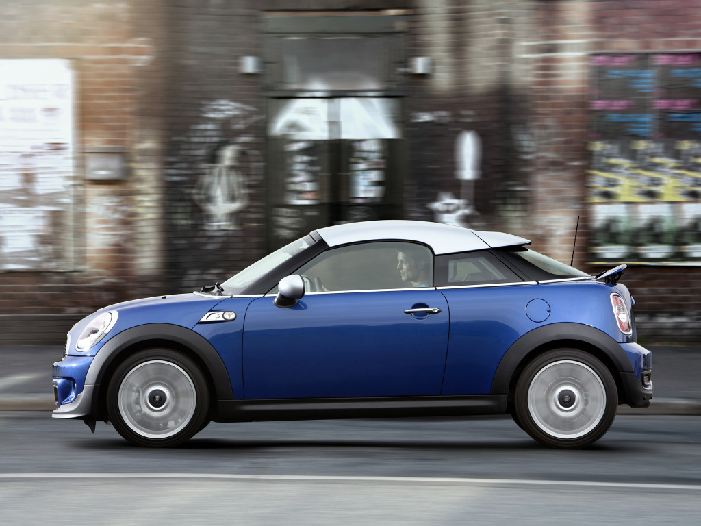 全新mini roadster和coupé都是严格意义上的双座跑车.