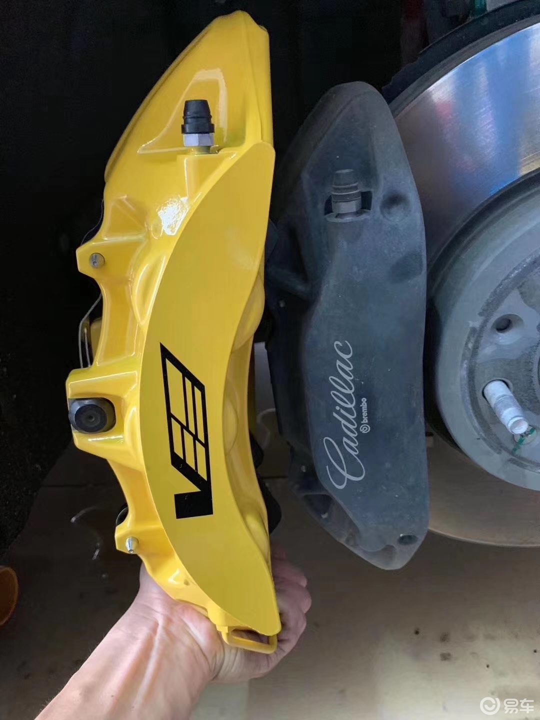 原装布雷博brembov6刹车卡钳凯迪拉克改装升级