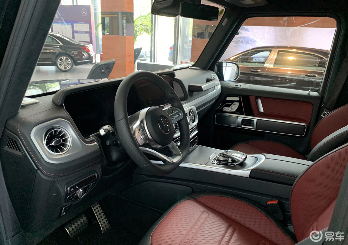 2020款奔驰g500国六现车七月送豪礼