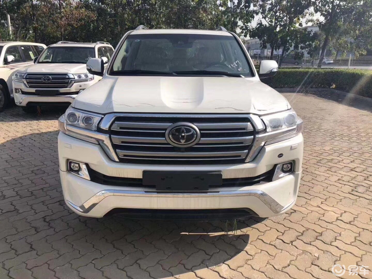 国六排放20款丰田酷路泽5700vxe真皮kdss版价格