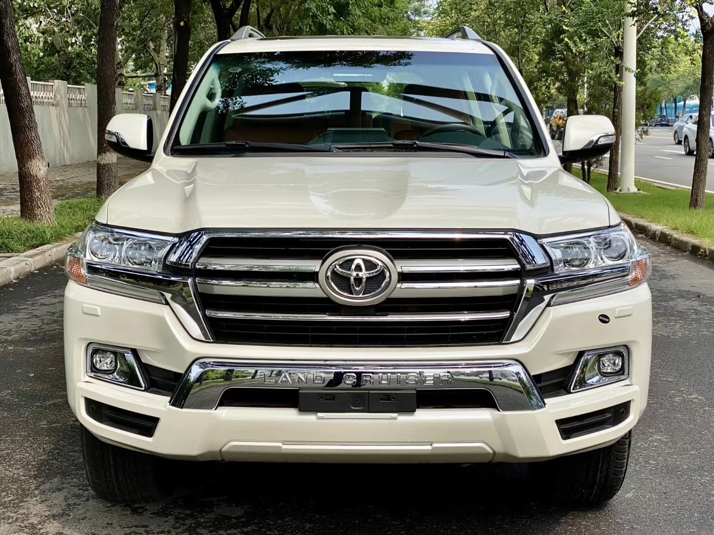 20款中东版酷路泽4500柴油kdss越野王云南玉溪现车