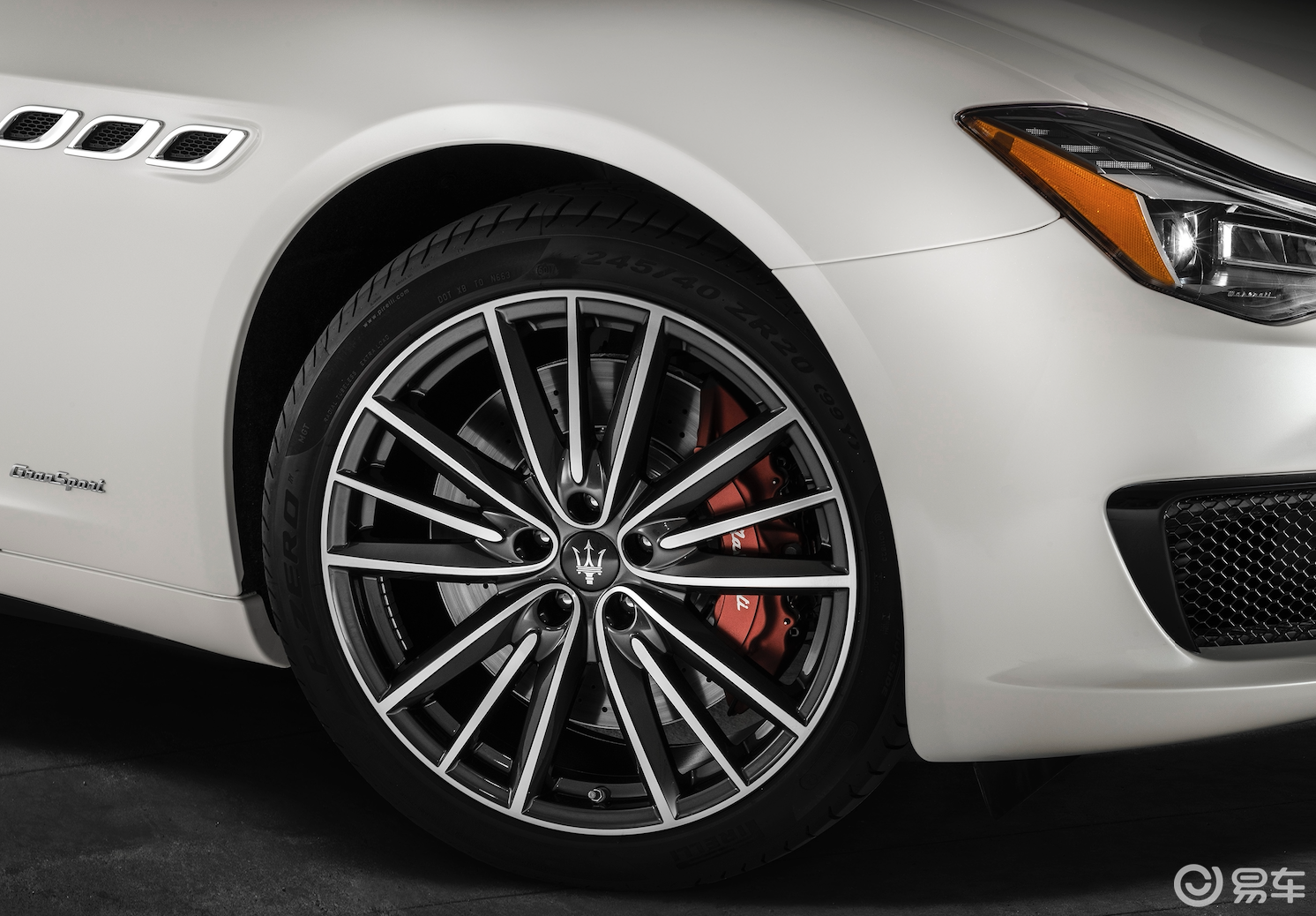 脱胎换毂改装合法前欣赏一下玛莎拉蒂2019款轮毂