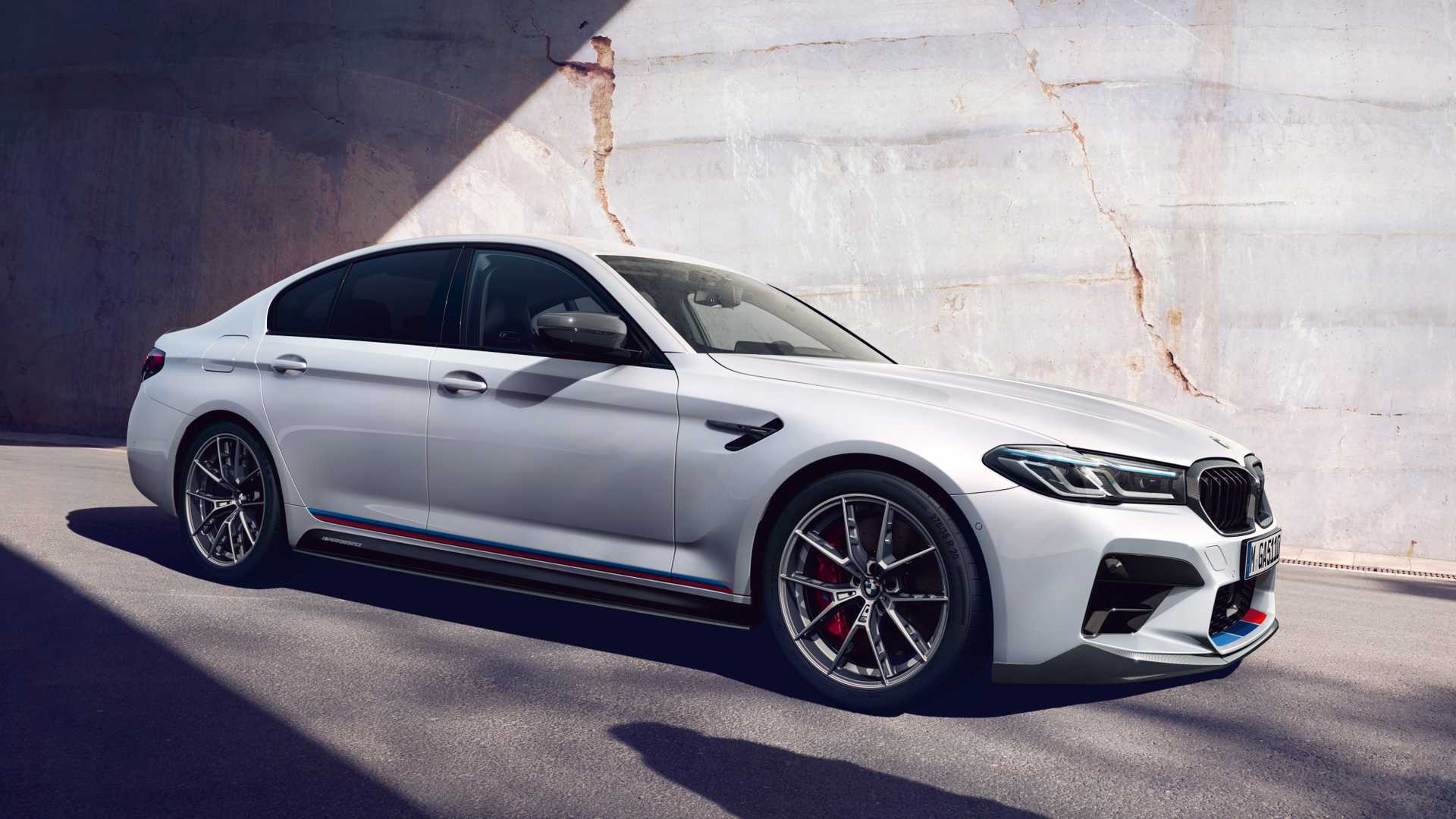 搭44t引擎输出650马力宝马m5cs下半年发布