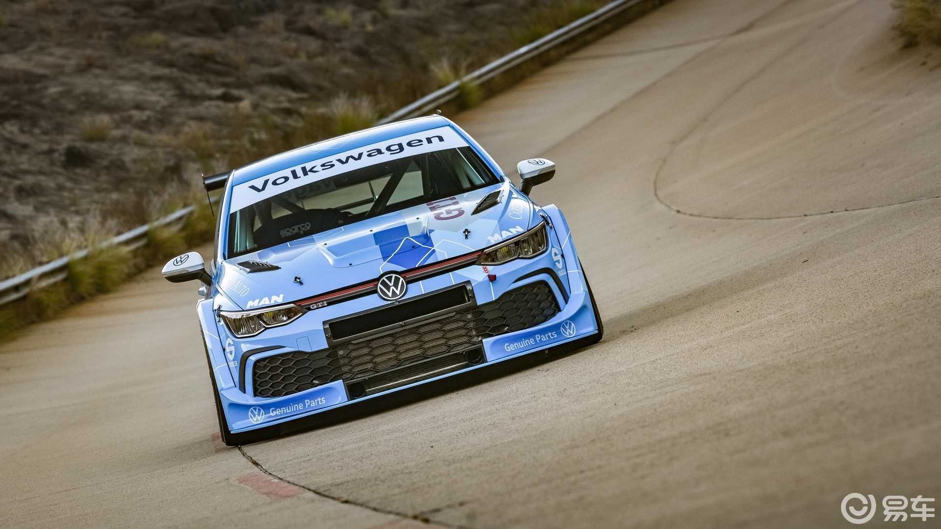 大众高尔夫8gtigtc赛车首次亮相加装空力套件