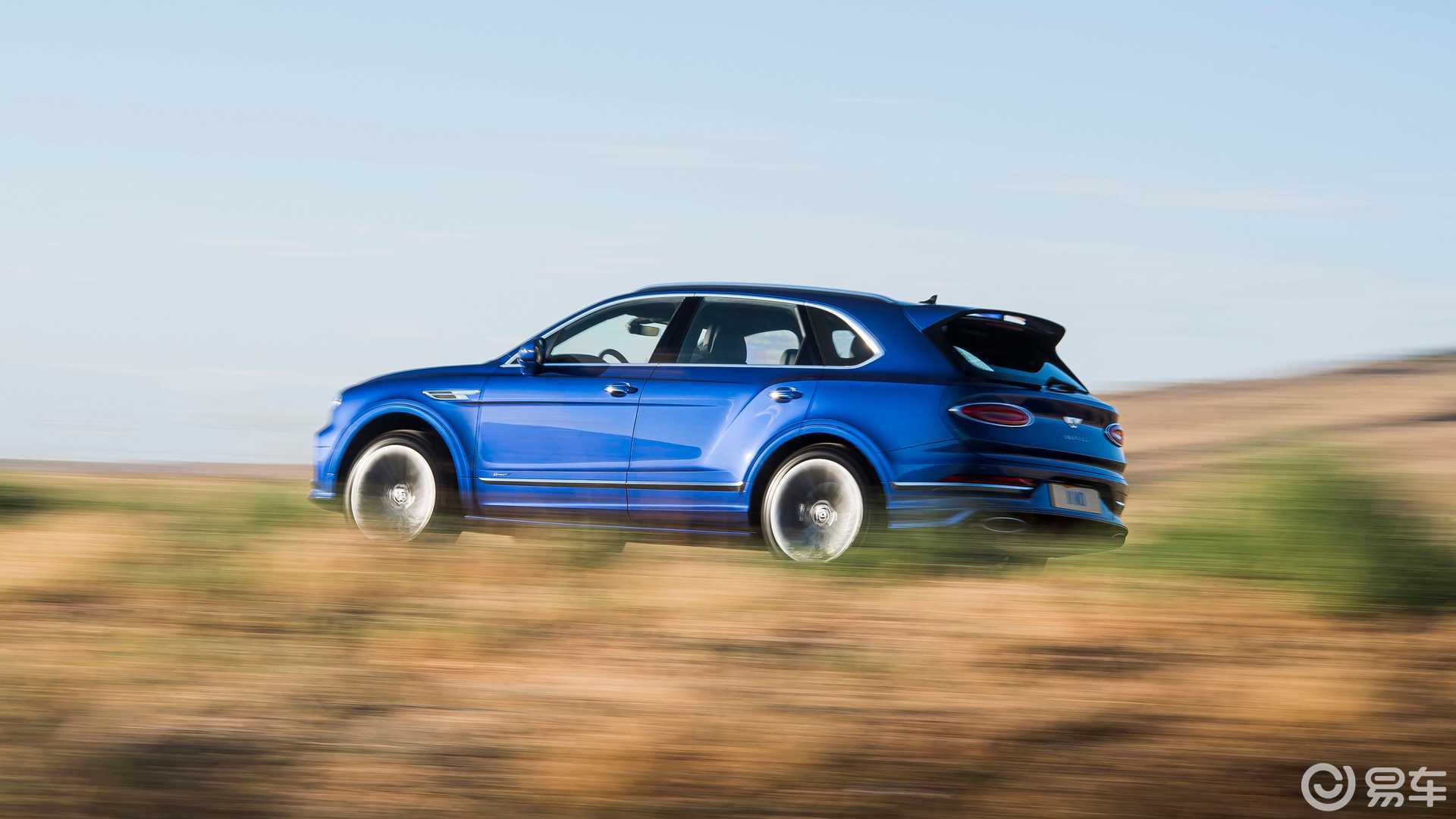 飞驰的顶级性能艺术品宾利发布新款添越speed官图