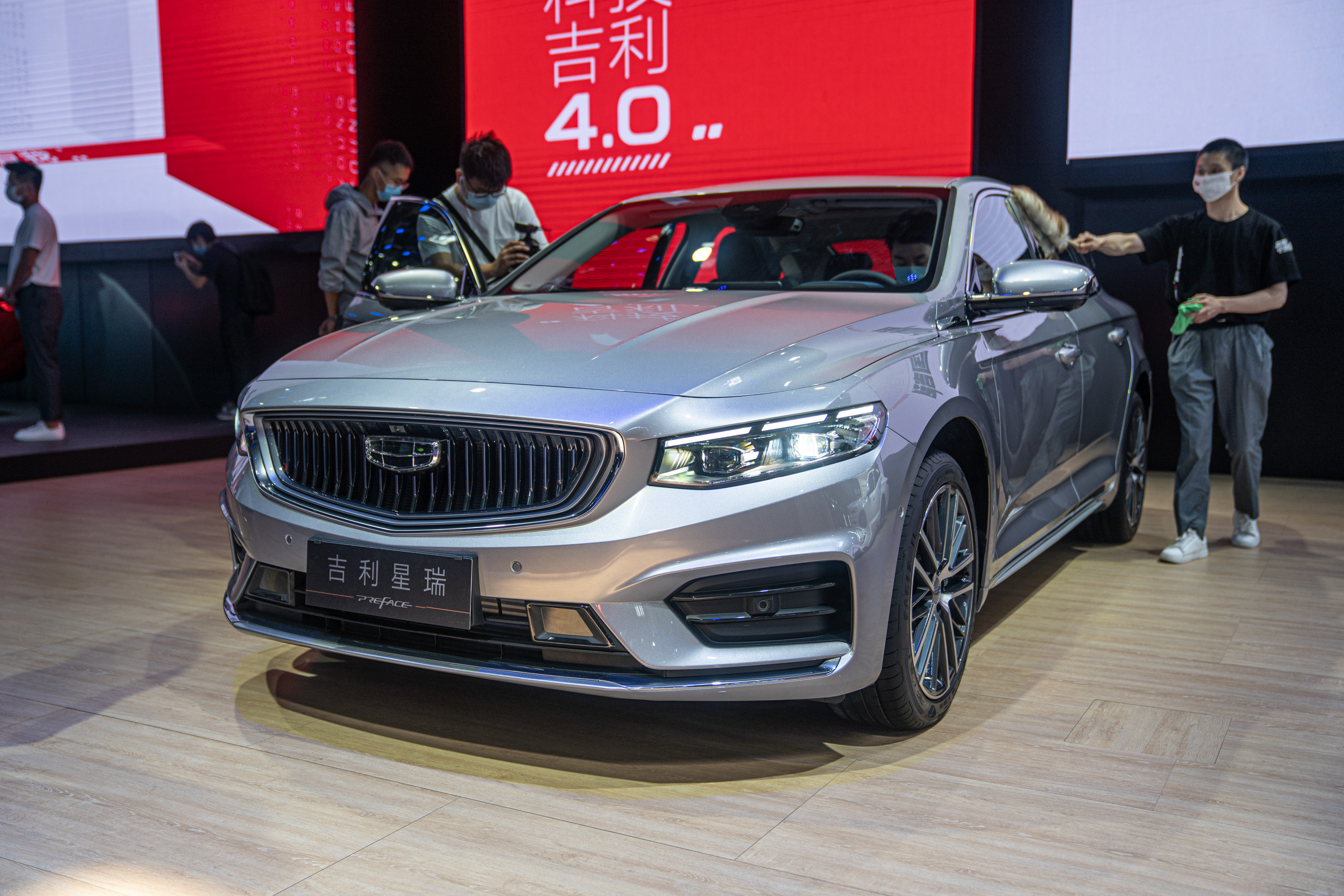 北京车展圆满落幕最值得等的国产中型轿车全新吉利星瑞