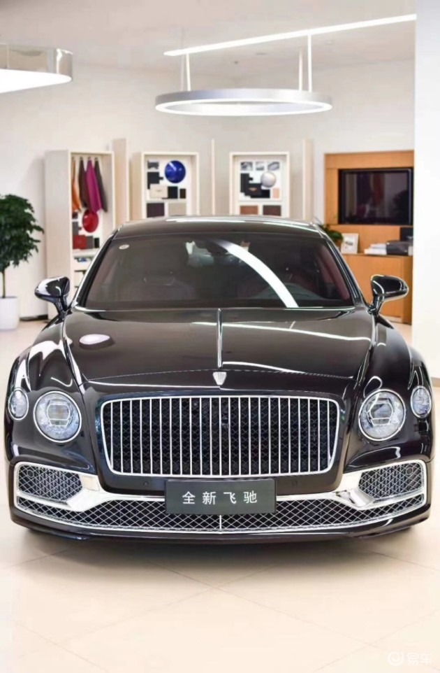 全新款宾利飞驰立标与飞天女神相同设计