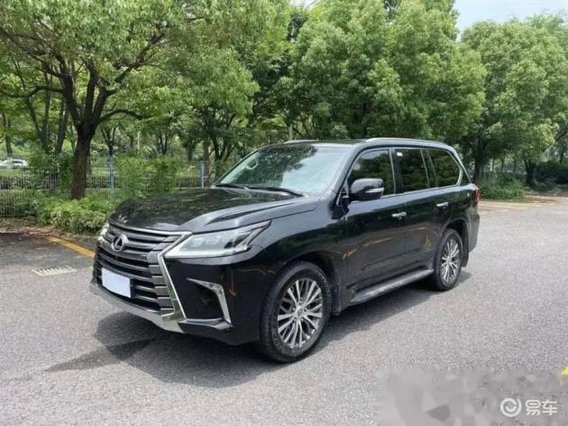 雷克萨斯的保值率真的太变态了 老车比新车还贵 易车