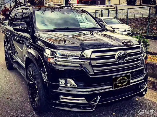 新款兰德酷路泽黑武士霸气大包围价格小贵