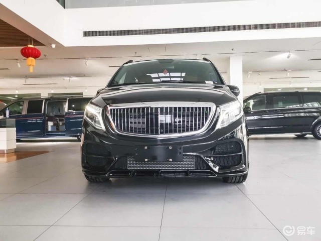 奔驰商务迈巴赫vs680现车陆地头等舱