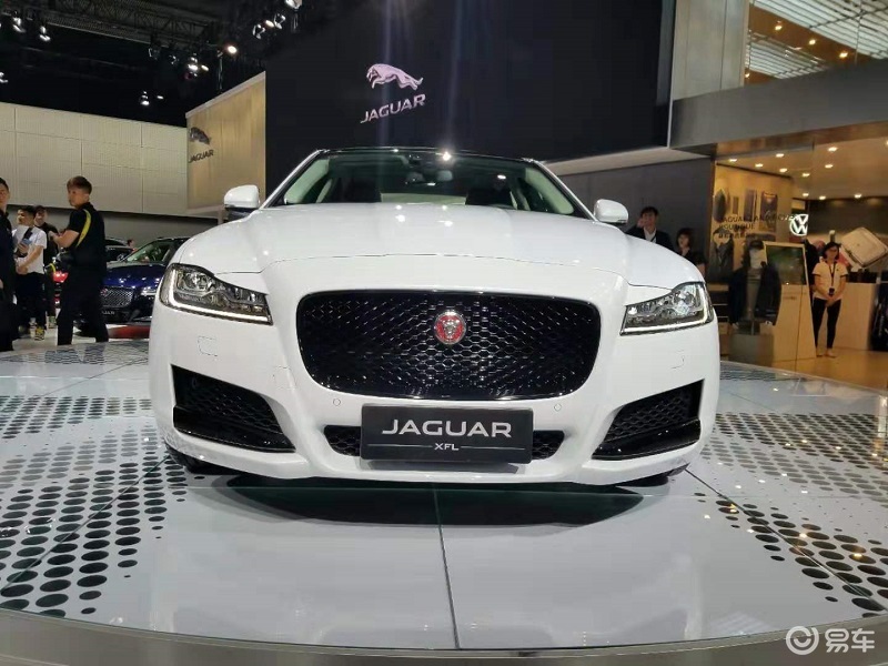 2019广州车展搭20t发动机捷豹xfl赛旗版亮相
