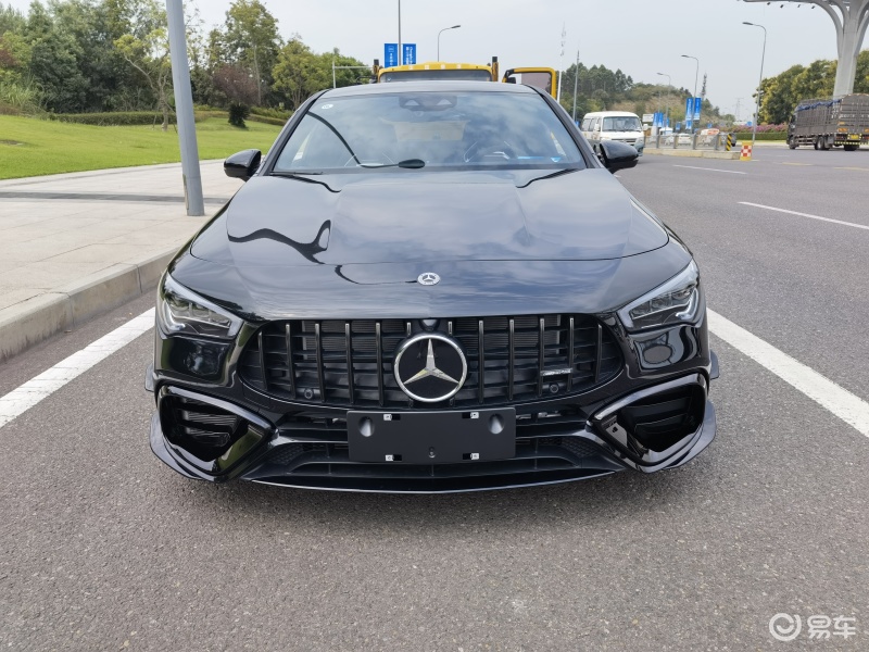 2022成都车展：梅赛德斯-AMG CLA 35/45S 55周年纪念版亮相