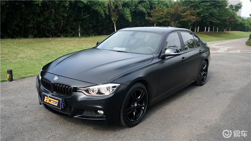 宝马3系亚光黑磨砂黑青蛙王子改色膜vinylfrog