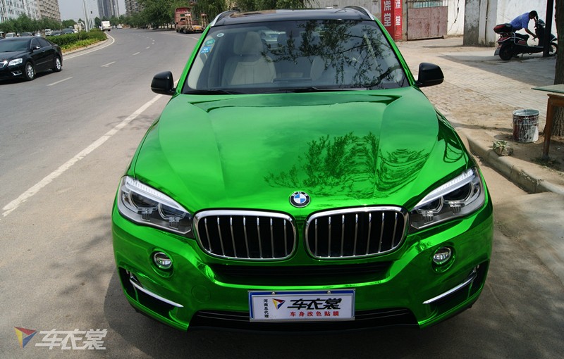 宝马x5变身青蛙王子全车电镀绿车身改色