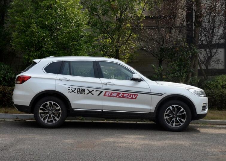 但说起汉腾汽车,没几个人知道的,其实他是众泰的老表,都是铁牛集团