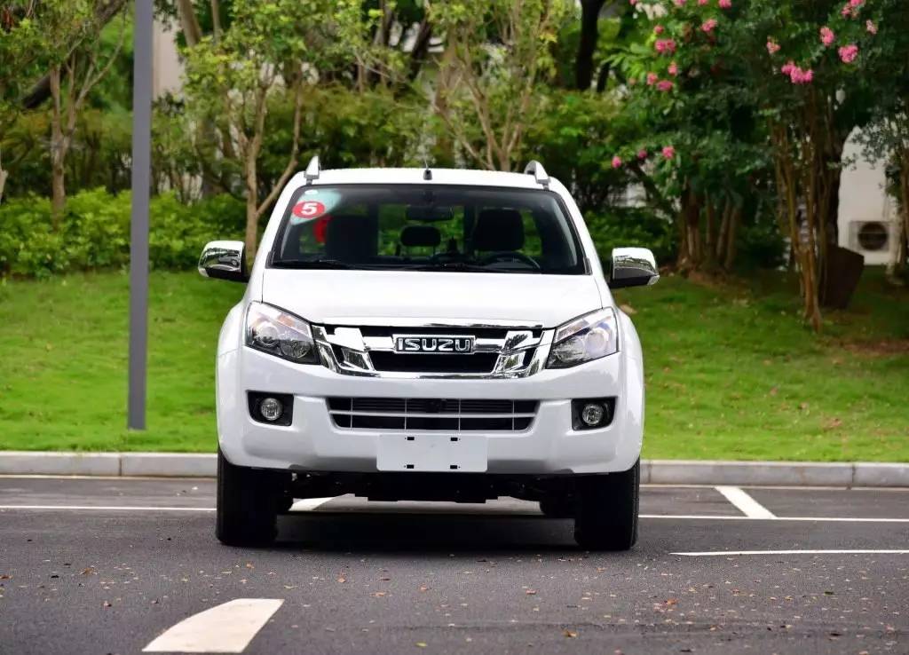 售1598万元起新款五十铃dmax上市