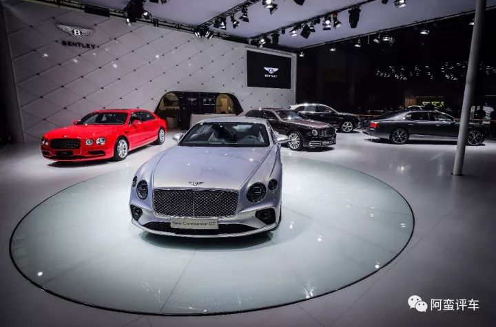 审美一线间美丑两重天广州车展全新宾利欧陆g