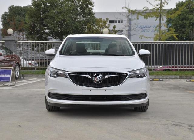 三缸机双离合别克新英朗在下滑中无法自拔