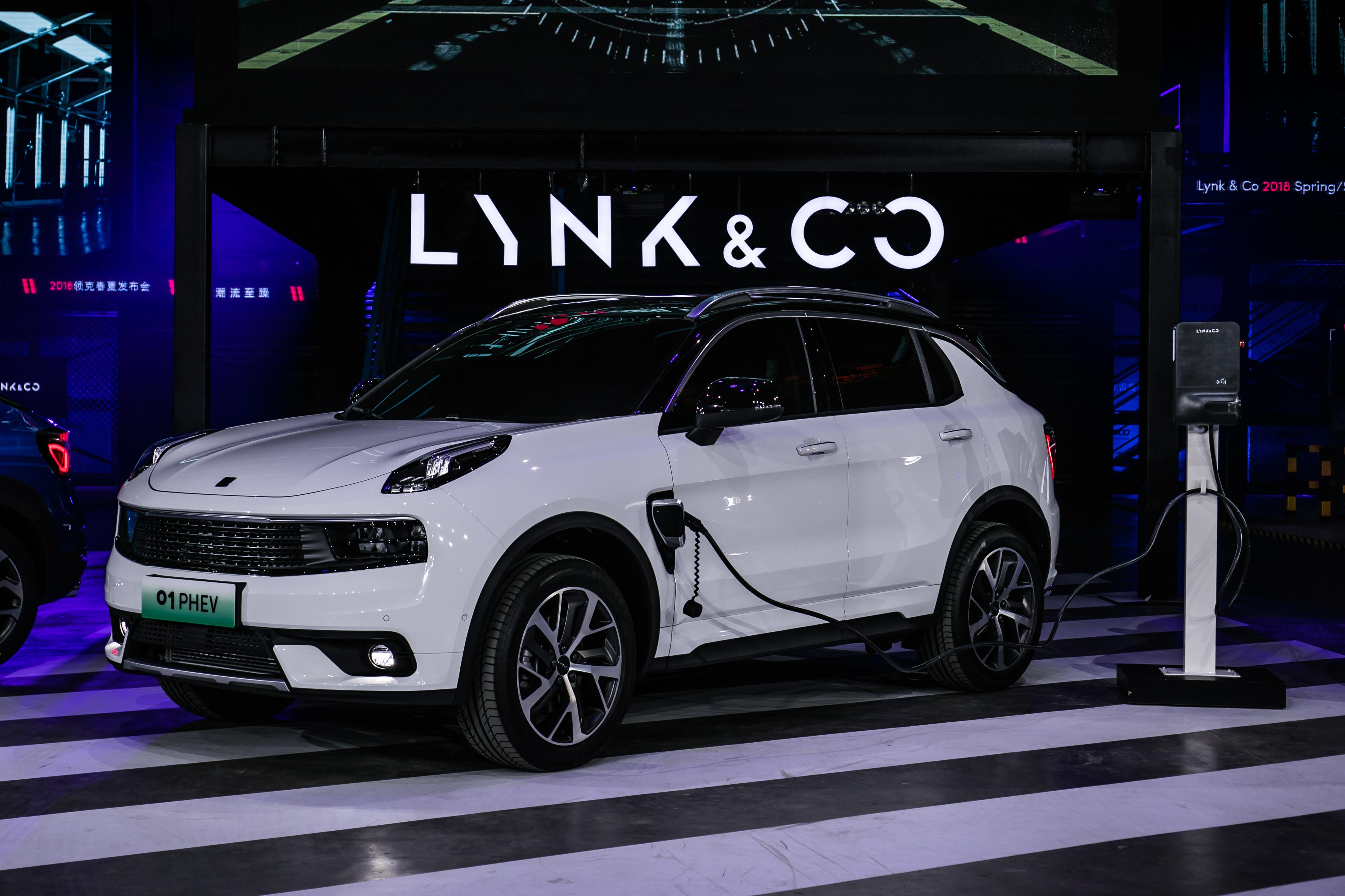 领克01phev来了首任车主可以享受终身免费电池质保