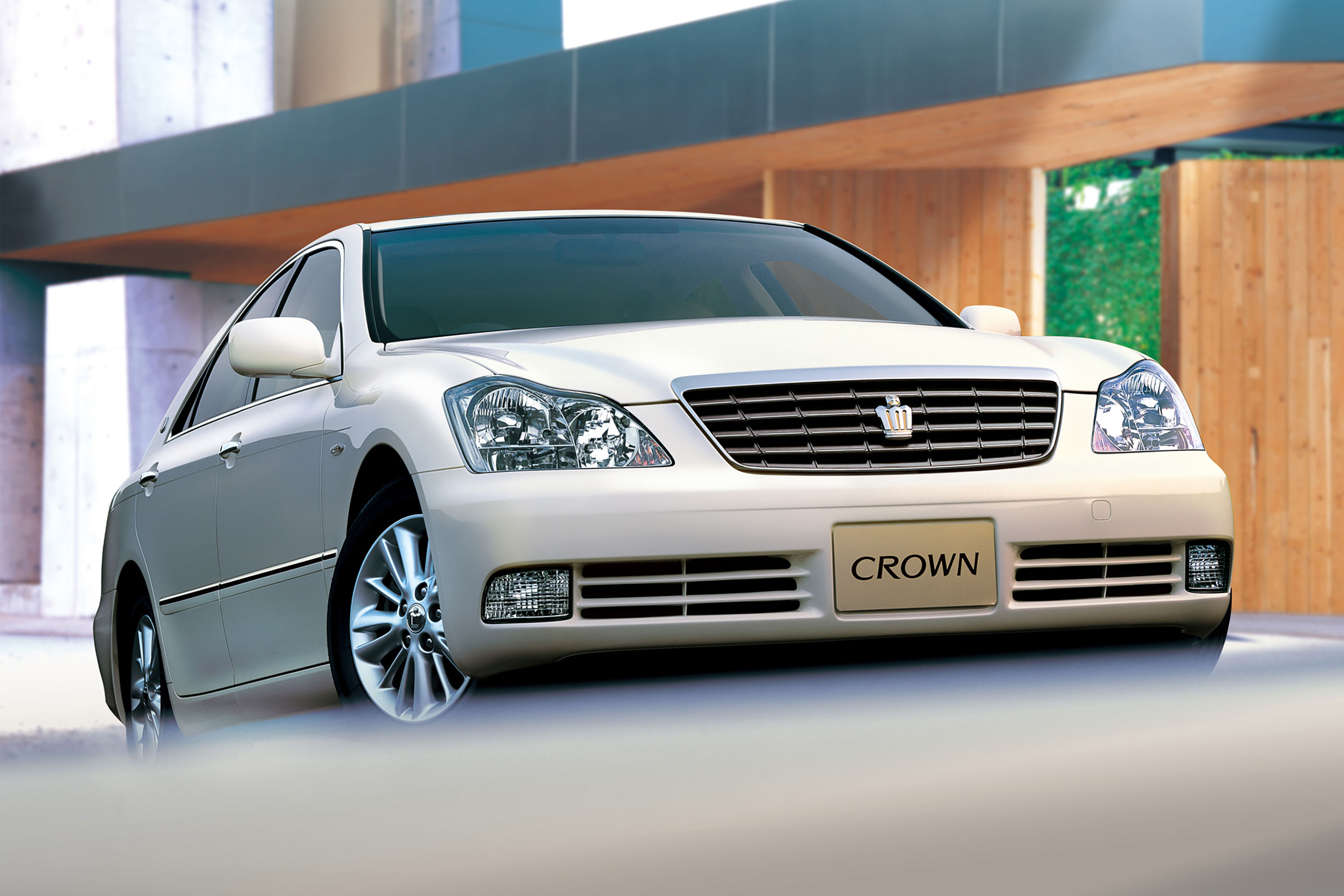 趁还有点名气就退场吧或许还能再见皇冠国内简史下篇