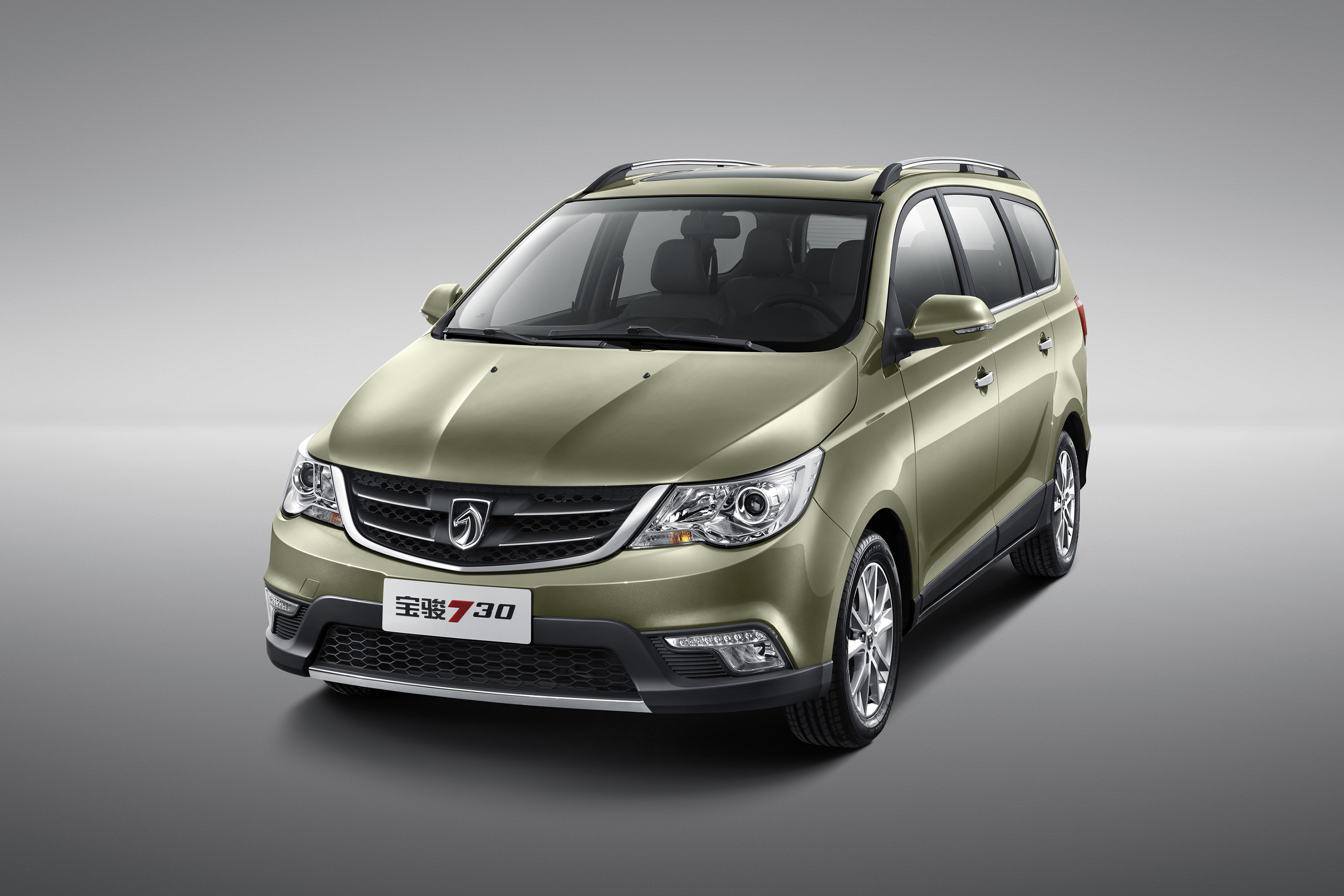 不容易!宝骏发布e200官图