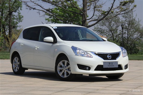 2021日汕佳日产卜蜂莲花车展火热开展