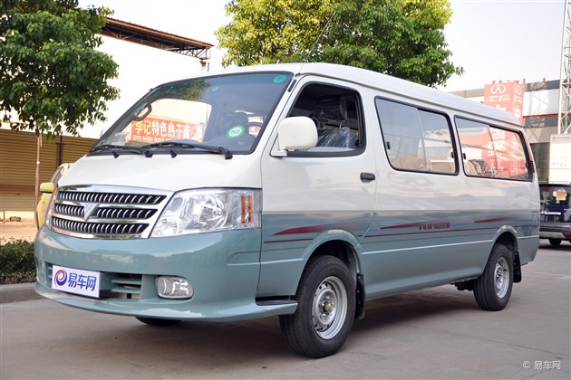 从上海福田弘众4s店处了解到,现店内2012款福田风景快运优惠1800元,到