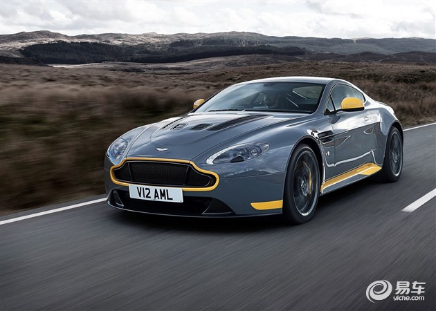 新款阿斯顿·马丁v12 vantage s外观方面,新车的外观与现款车型基本