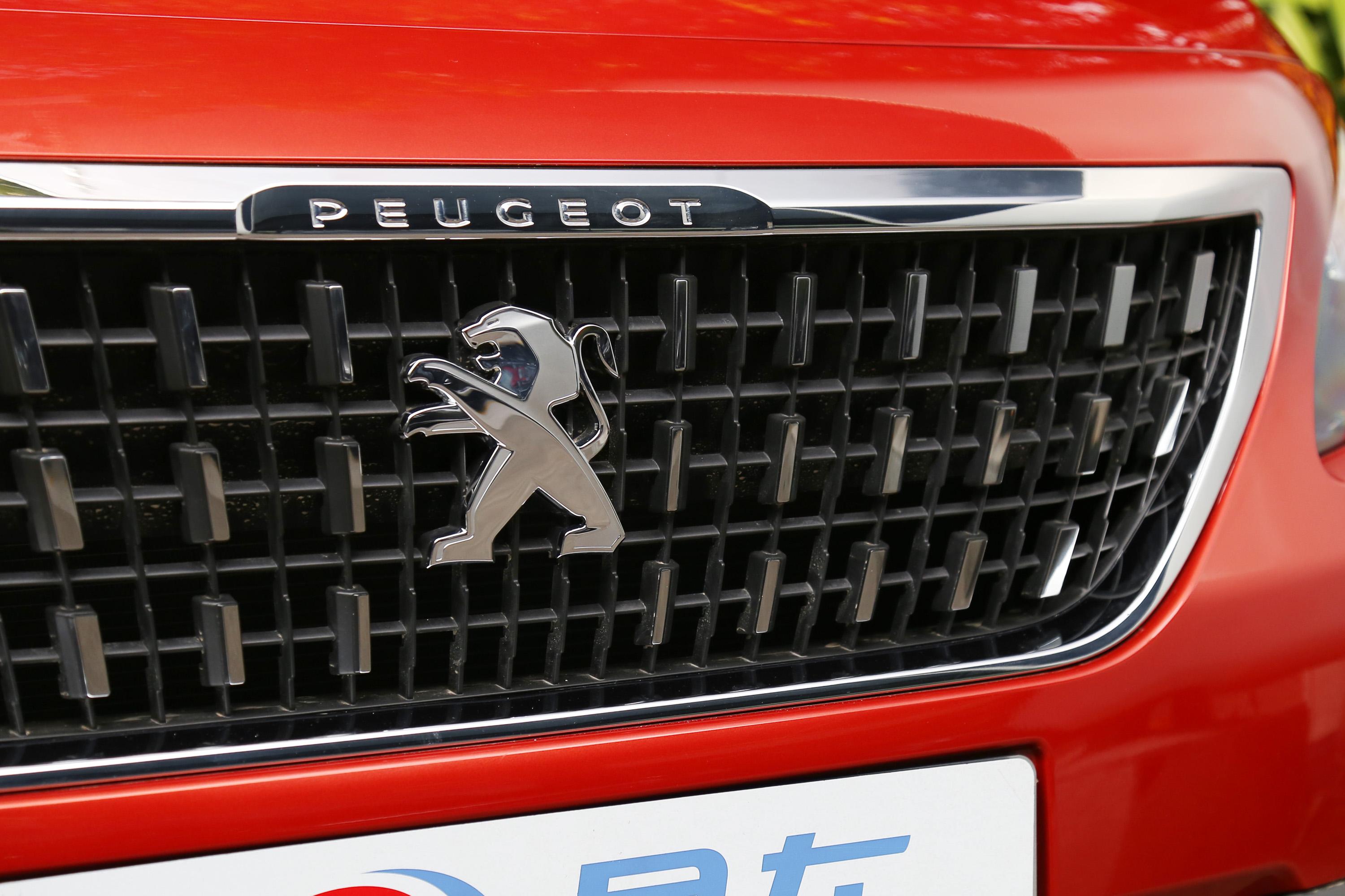 15万左右选法系浪漫还是德系品质标致2008对比大众探影