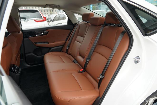 科技感十足还很实用享域售价653万起