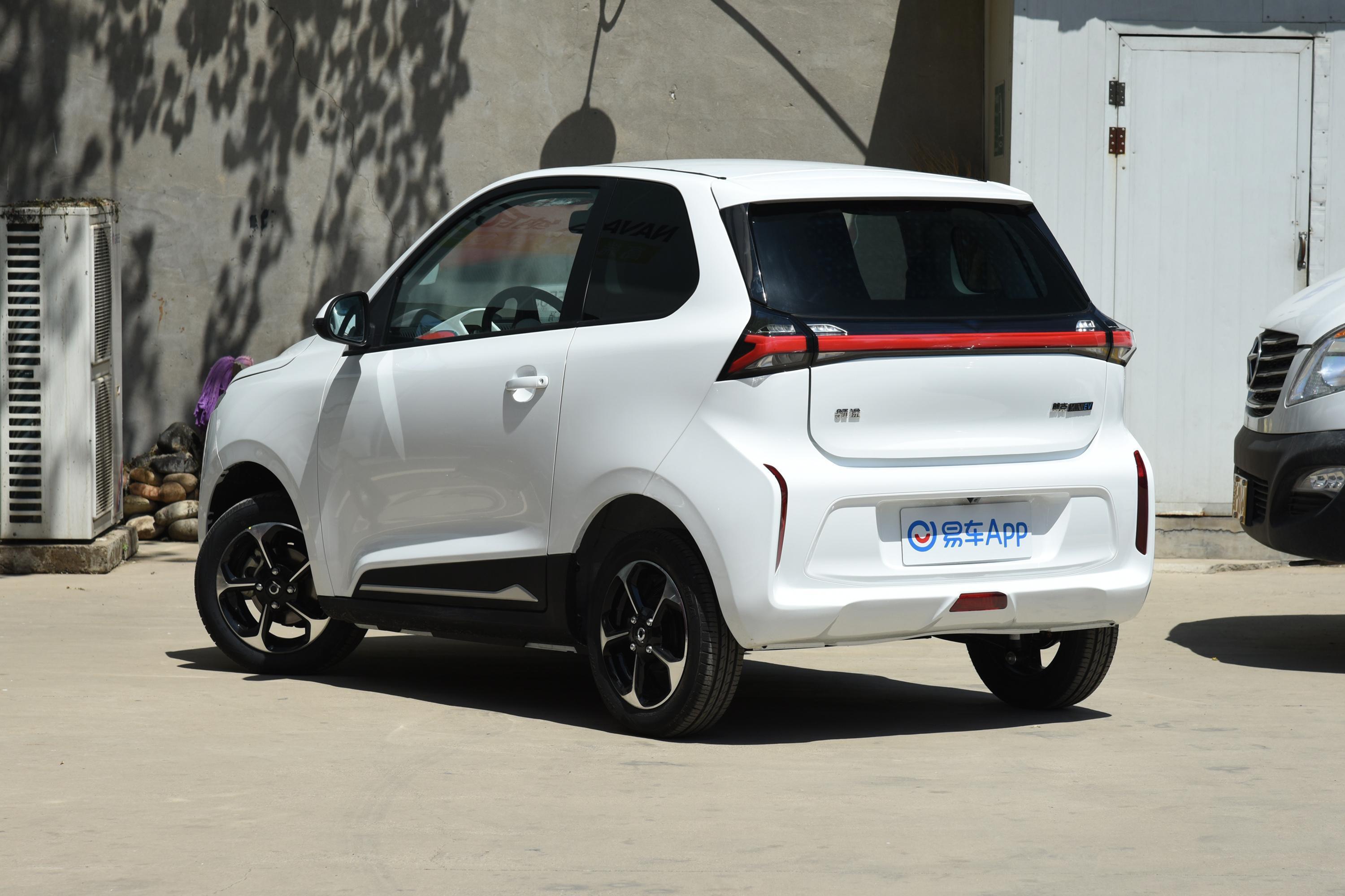 价格很意外花了30万买了朋克美美