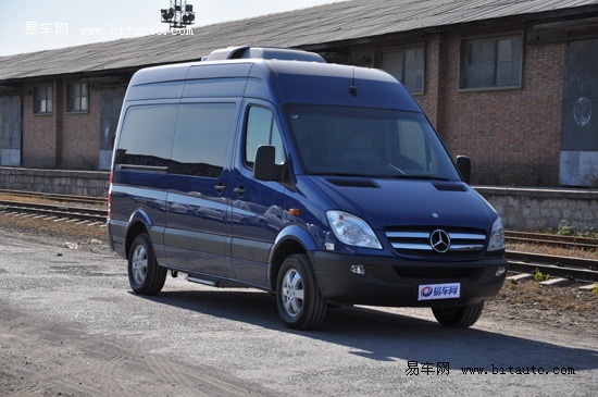 奔驰凌特324108万108万到店详谈车型厂商指导价经销商报价优惠幅度