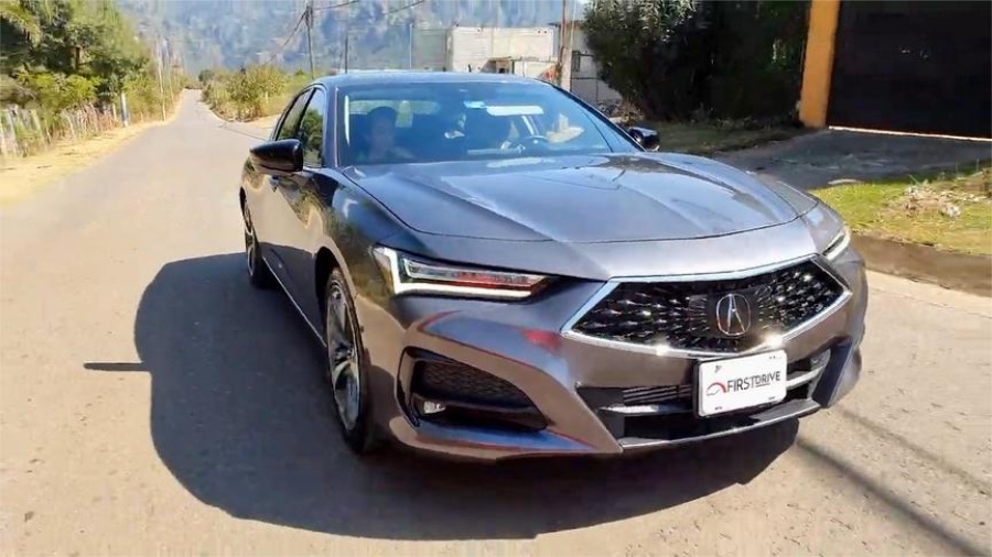 2021款讴歌tlx实拍,有这颜值和内饰,还能否叫好又叫座?