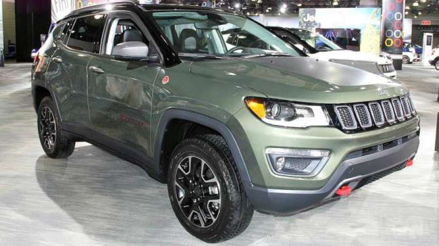 吉普指南者4x4车门打开后让我忘记了别克昂科威