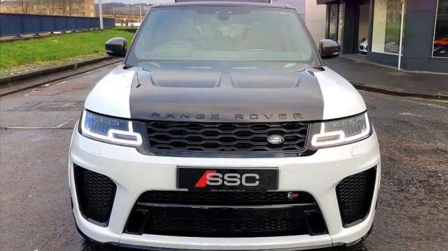 路虎揽胜sportsvr到店实拍近距离感受下什么是霸气