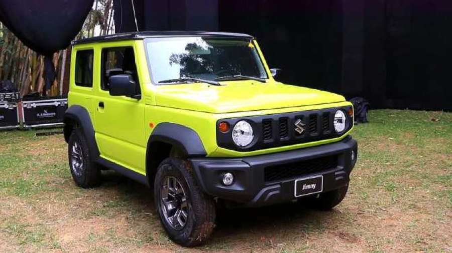 预定的铃木吉姆尼4x4到货开到山里跑一圈感觉买值了