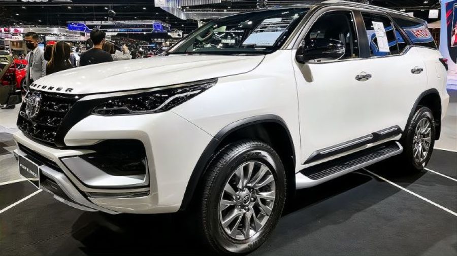 2021款丰田奔跑者24v登场全面了解后才知道啥叫霸气