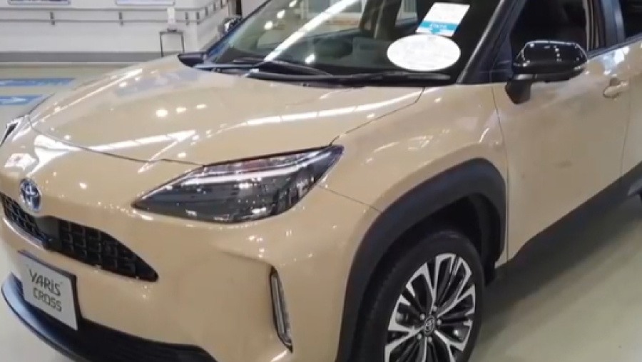 丰田全新suv2021款丰田致炫cross亮相太帅了