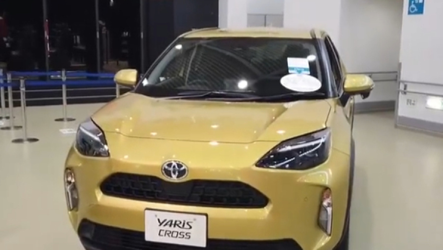 丰田全新suv2021款丰田致炫cross亮相