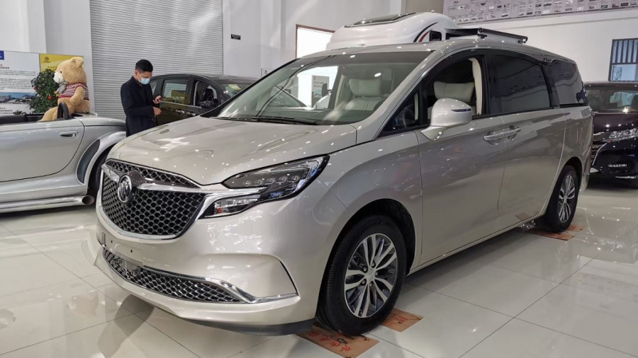 别克gl8改装艾维亚四座版商务车奢享舒适