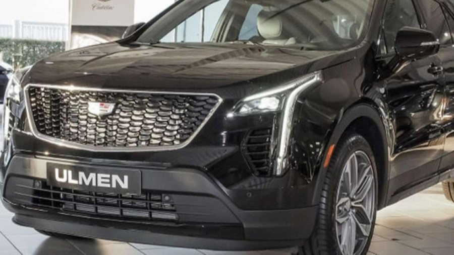 新款凯迪拉克xt4海外进店实拍搭载20t发动机