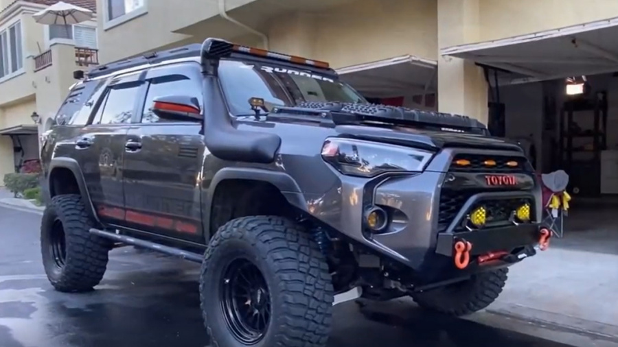不代表易车立场深度改装的丰田4runner,越