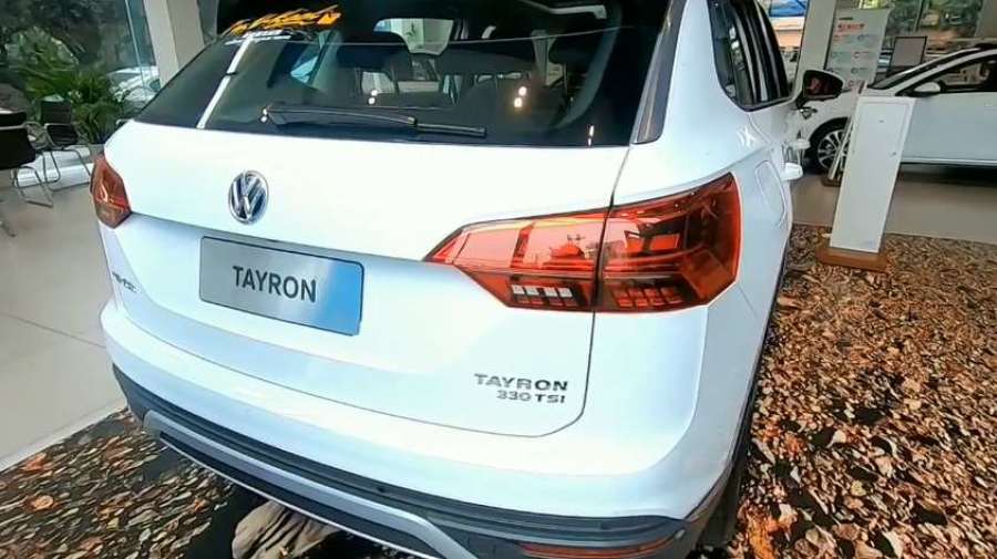 到店实拍探岳车尾依旧是浓郁的大众风格高级