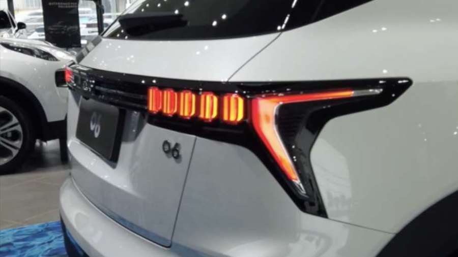 探店实拍领克06回旋镖尾灯扎心了