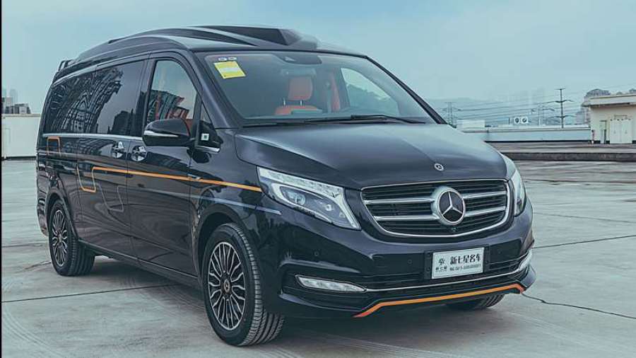 奔驰傲旋大白鲨高端豪华魅力无限