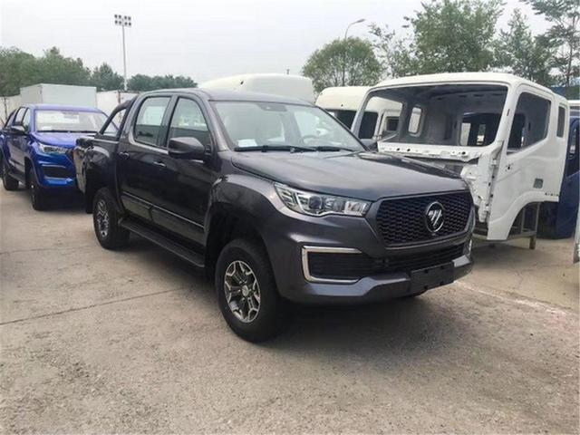 本期公布的福田大皮卡车身尺寸为(mm):长:5630/5340,宽:1940,高:1860