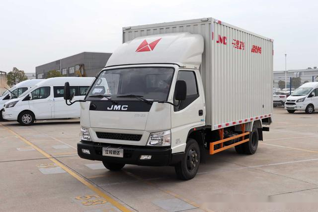 我说蓝牌轻卡就选日系车卡友不会反对吧不信你看这款江铃顺达