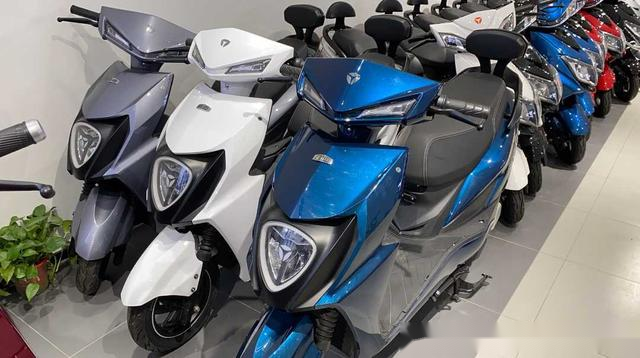 雅迪铂金版t6配led基因大灯四种规格电池通配价格你满意吗