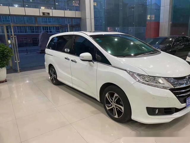 15年本田奥德赛24自动高配双电动门无钥匙进入一键启动